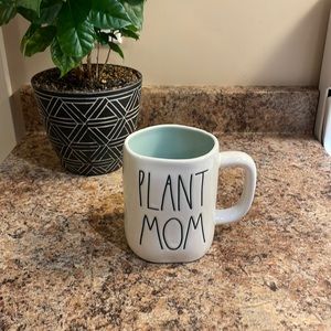 Rae Dunn Plant Mom Mug